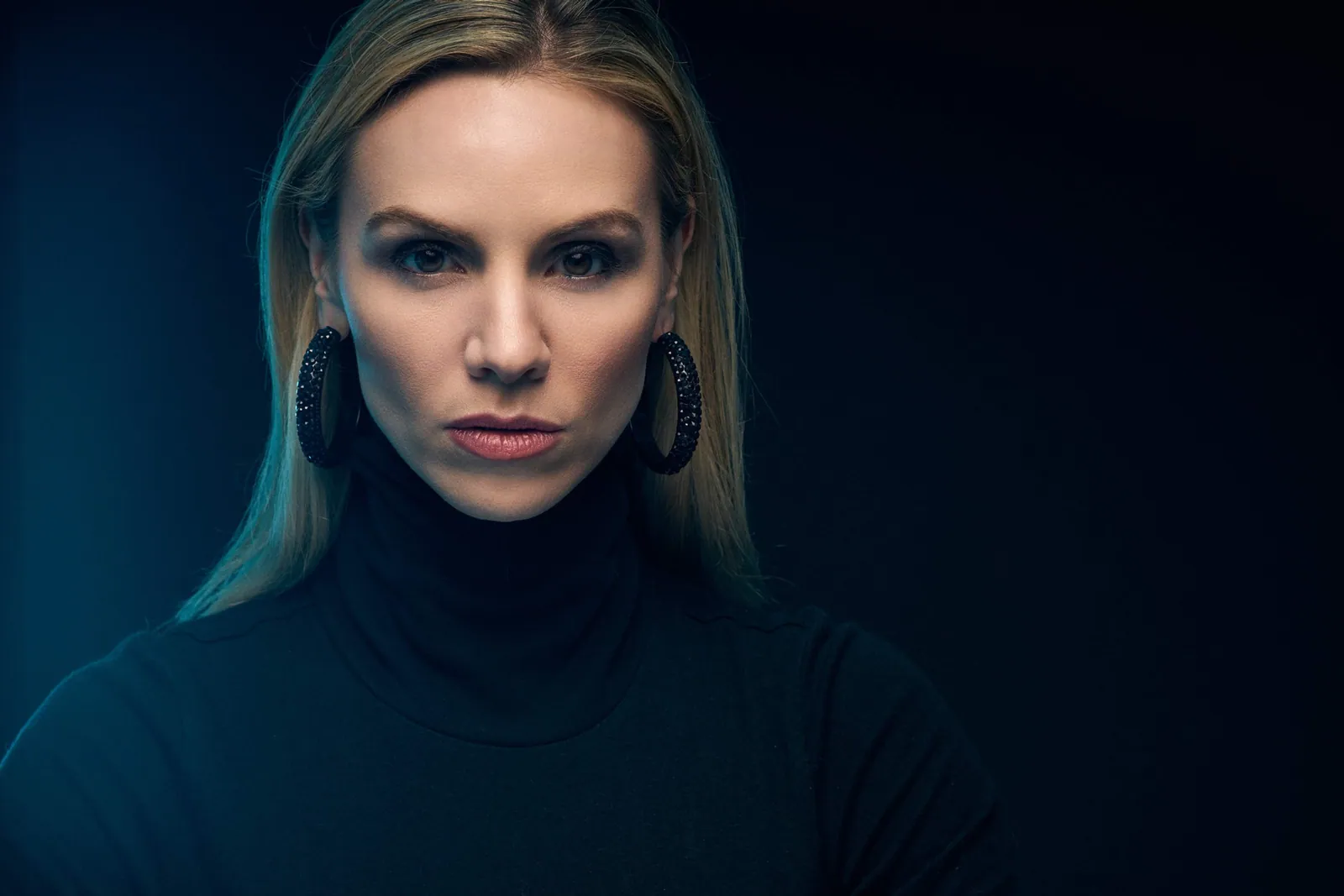 Capturing Emotion Through Light: Exploring the 5 Patterns of Portrait Photography
